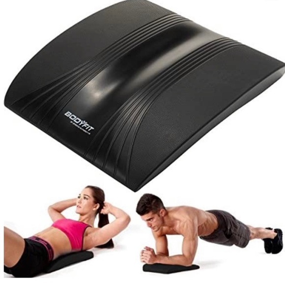 Workout Equipment Bundle: plank board, balancing disc and 26” fitness ball - Picture 2 of 11